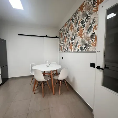 La Casa De Elena * Lugo