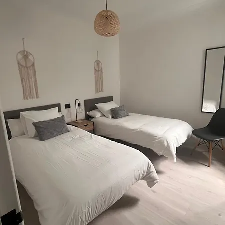 La Casa De Elena *